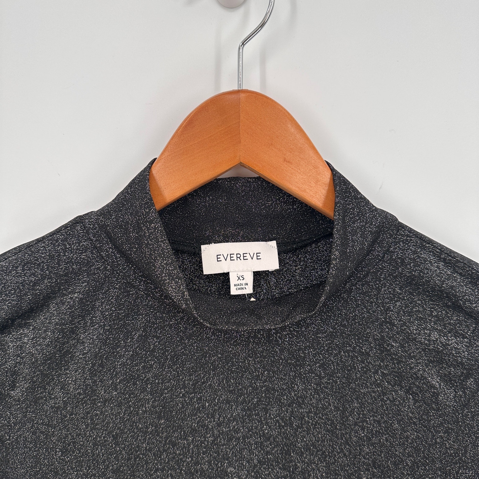 Evereve Nwt Metallic Gray Robbie Lurex Turtleneck Blouse // Xs — image 5 of 8